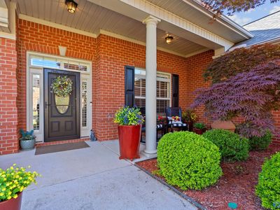 166 Rainbow Glen Cir