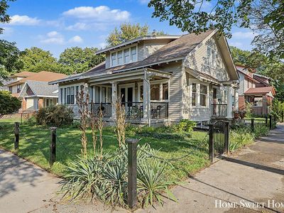 1259 Sherman St SE