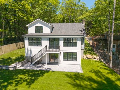 39 Lakeview Dr