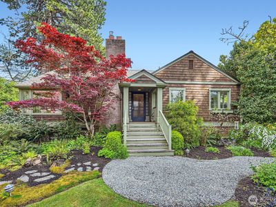 244 E Lake Sammamish Parkway SE