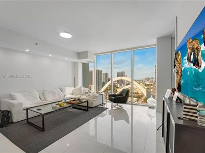 1040 Biscayne Blvd APT 1905