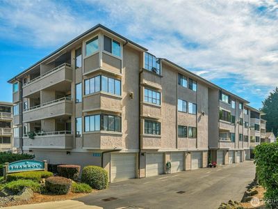 1113 5th Avenue S #208