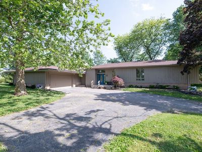 831 Brandon Cir