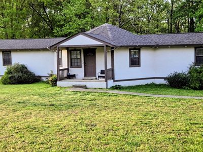 122 Friar Tuck Dr