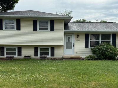 1021 Claude St