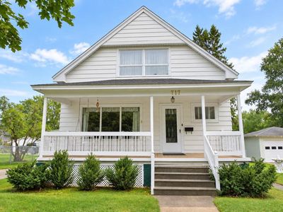 717 HUMBOLT AVENUE