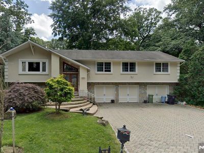 318 Briarcliff Ln