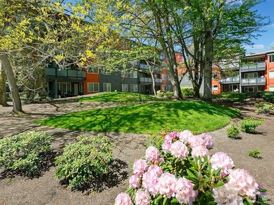 7021 Sand Point Way NE #B208