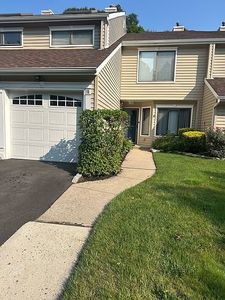 11 Hidden Pines Way