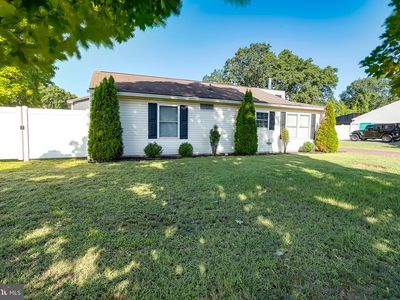 19 Dundalk Ln
