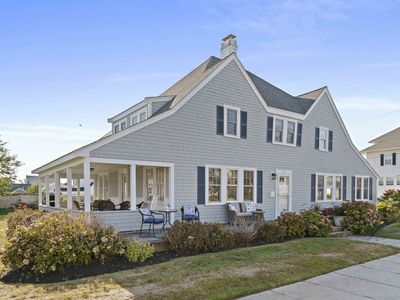 117 Manomet Ave
