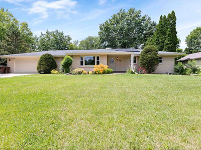 1951 Valencia Dr