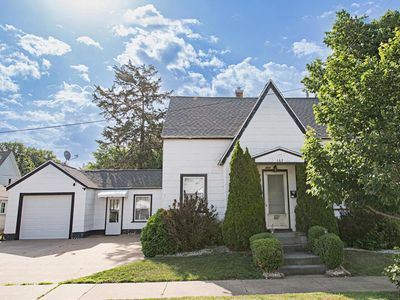 462 St Charles STREET