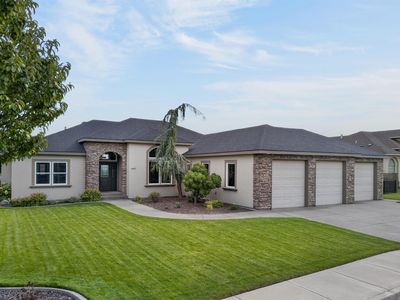 1642 Sicily Ln