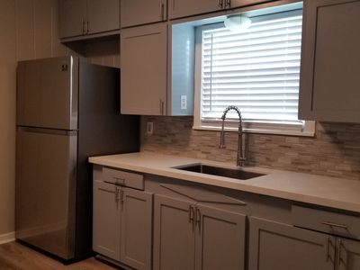 Property at 721 Eleanor St, La Marque, TX