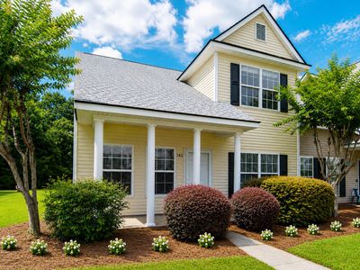 142 Black River Dr