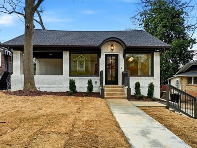 1566 Olympian Cir SW