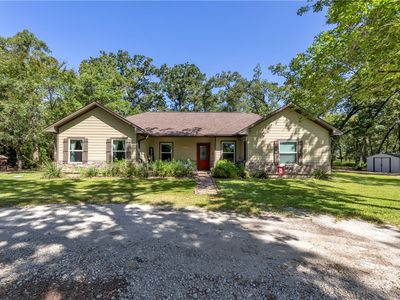 9847 Weedon Loop