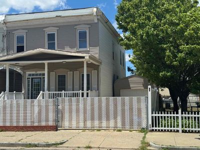 Property at 307 Grammercy Pl, Atlantic City, NJ