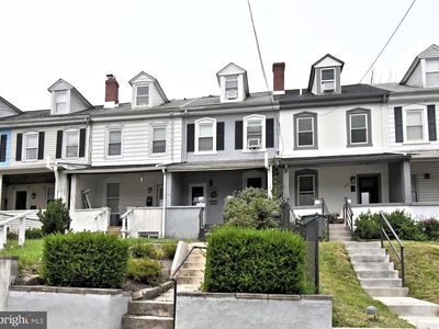 224 Brittmoir Ave