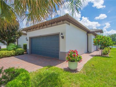 4425 Beauty Leaf Cir