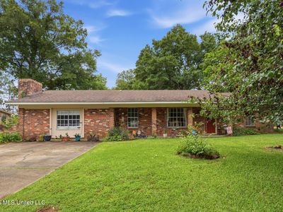 221 Saint Augustine Dr