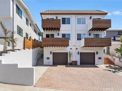 225 Avenida De La Grulla APT A