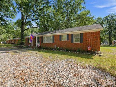 2206 White Store Rd