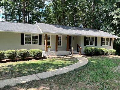 7 Thrushwood Rd NE