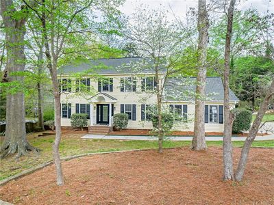 Property at 945 E Riverbend Dr SW, Lilburn, GA