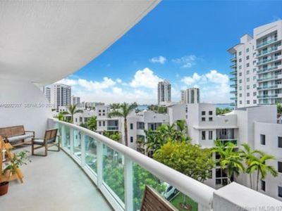 7900 Harbor Island Dr APT 505