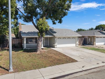 1873 Deauville Dr