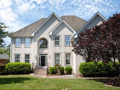 1332 Club House Dr