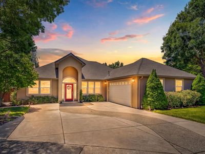 374 Leandra Ln