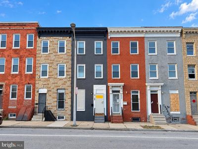 932 W Franklin St