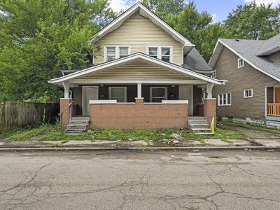 402 N Parker Ave