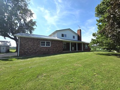 2143 N Bottoms Rd
