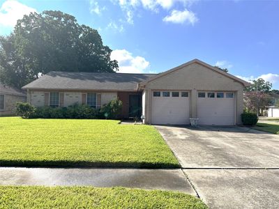 10219 Crescent Moon Dr