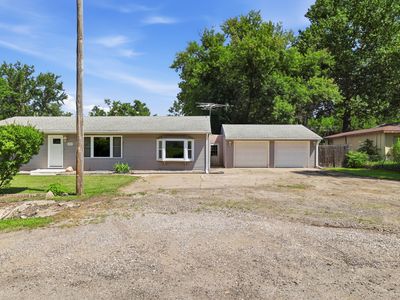 1023 County Line Rd