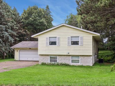 Property at 2390 50th St E, Inver Grove Heights, MN