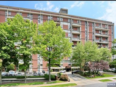 2 Horizon Road #1012