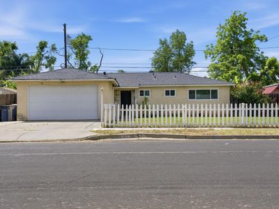 2250 Emerson Ave