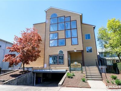 1492 North Avenue #202