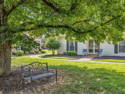 914 E Northfield Blvd