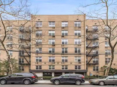 142-20 Franklin Avenue #6E