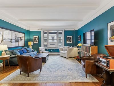 144 E 36th St APT 5A