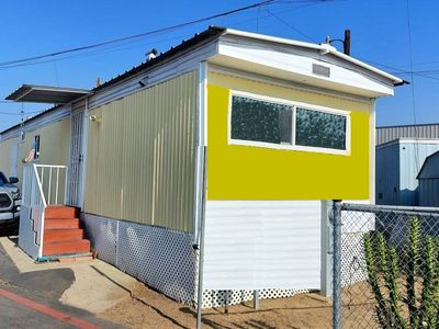 4762 W Mission Blvd TRAILER 25