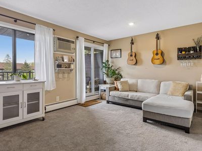 7401 W 101st St APT 320