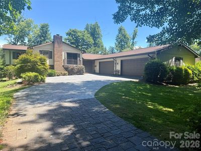 209 Hillsboro Rd