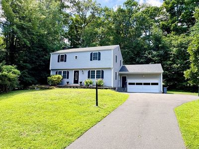 Property at 13 Alder Rd, Simsbury, CT